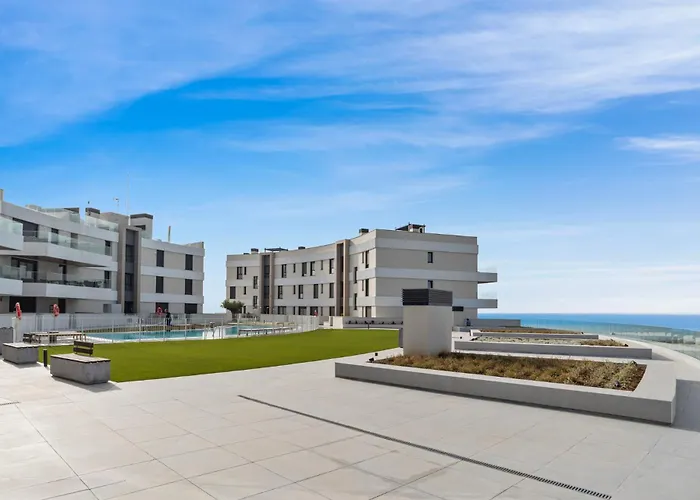 Apartment New Luxury 2br Sea Views Pool