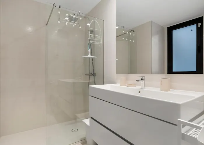 New Luxury 2br Sea Views Pool Estepona