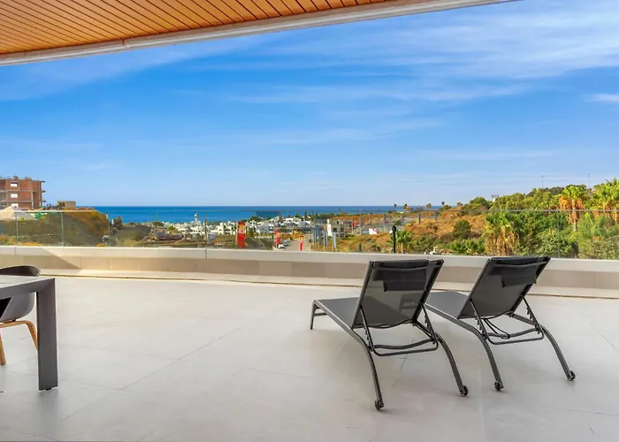 New Luxury 2br Sea Views Pool Lägenhet Estepona