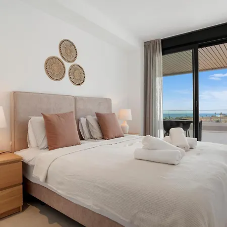 New Luxury 2br Sea Views Pool *